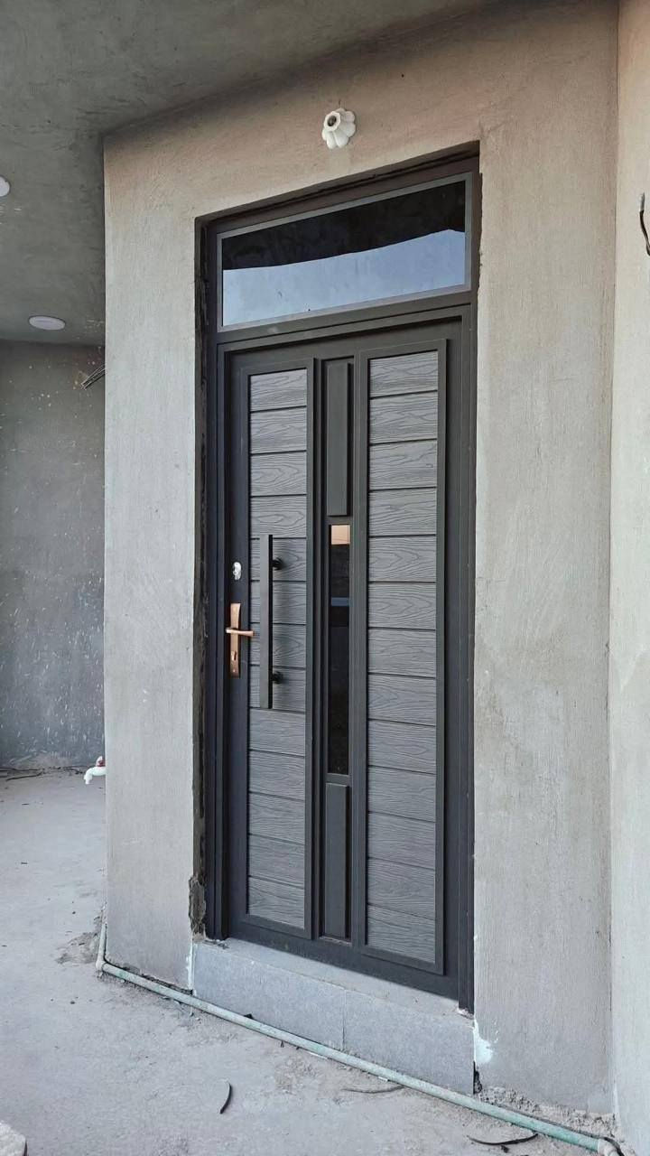 باب كندور بديل الخشب السعر 300 الف باب مطبخ بديل الخشب السعر 250 الف الحديد الثقيل  مليم وثمانيه***********
