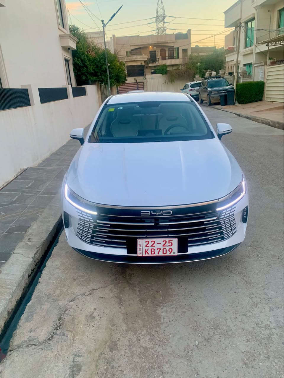 BYD بی وای دی ڤیس ترۆیی مۆدیل 2025
( 2000 ) kmرۆیشتن 🚕
( 20 ) رۆژی ماوە بۆ رەقەم 🚗
عقد باتڵ کرایتەوە  💥💥
دەعامی لۆ دەعامی قنجی بەشەرتە
سعری فرۆشتن ( 119 ) 💰وەرەقە
***********
عنوان هەولێر أربيل, العراق
