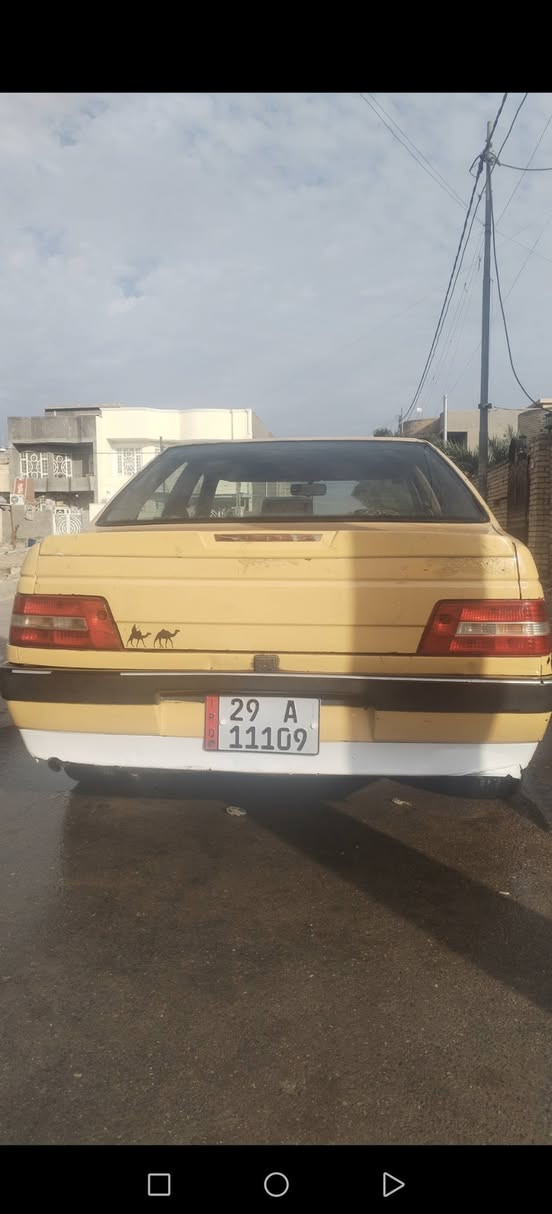 السلام عليكم بيجو 405 موديل 10السياره رقم انكليزي مطلوبه سنه هيئه تحويل ثاني يوم سنويتهه لل 27 تسقط السياره صدر جديد امامي  مكينه جديده فرسي كهرباياتهه  كلهه شغاله التبريد عوزه غاز غراظه كلهن كامله البند طاير ع قماره وبيهه صبغ /السعر18ورقه مكان السياره كوت مركز المدينه /الرقم/***********
