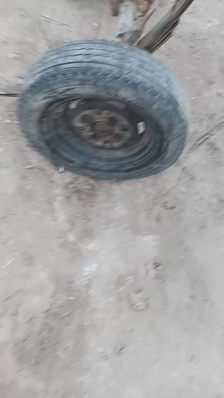 اكسل دراجه ستوته مع زوجين تواير نظيفات شرط العمل ملاحظه هذا مستخدم المكان الناصريه الشطره ويوجد توصيل فقط شطره
*********** رقم التواصل
