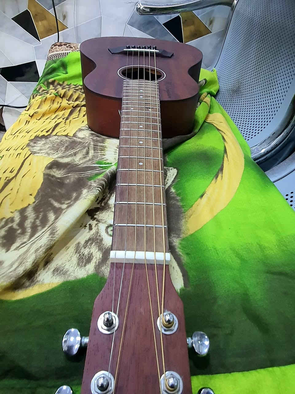 كيتار اكوستك من شركة Travelerguitars🎸
حجمه يكون صغير الموقع الجامعة قرب موصل سبيس مكتب عامر فندر للموسيقى

متوفر توصيل🚗

السعر خاص

تواصل واتساب📞

***********

***********
