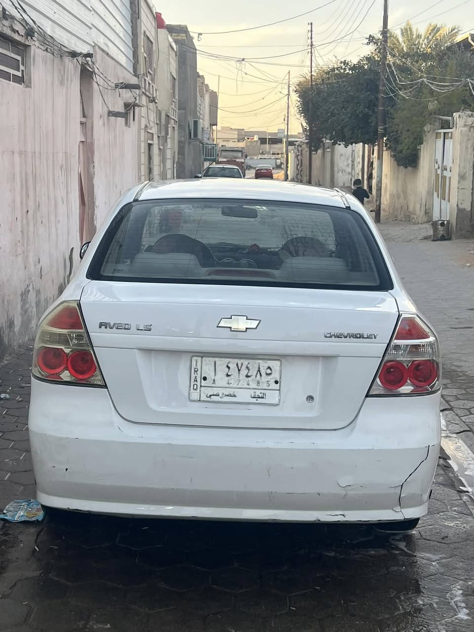 افيو 2010 بيه صبغ جاملغ خلفي زاءد باب امامي جاهزه مكانه النجف ***********
