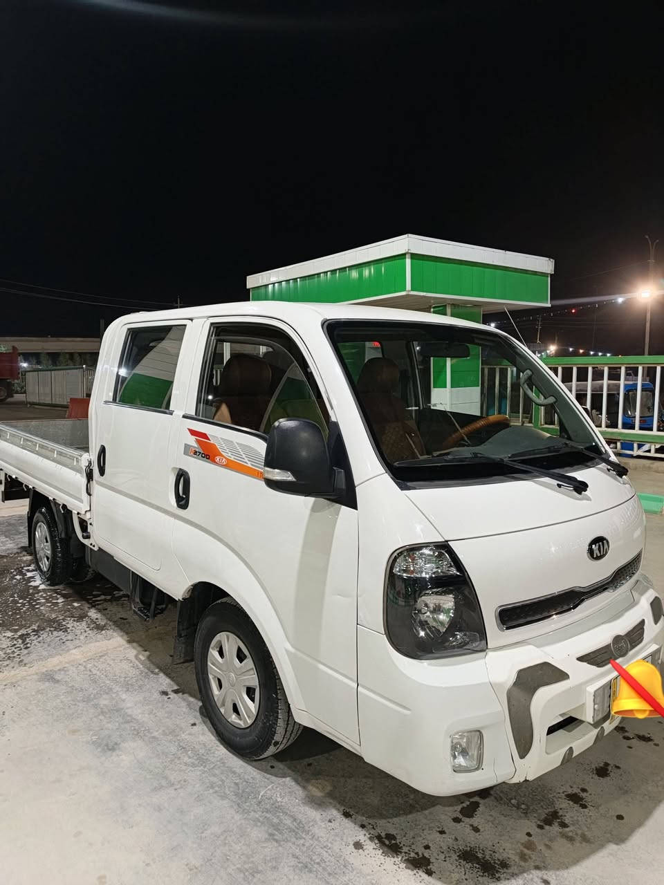 كيا دبل قماره للبيع ٢٠١٨ مكفولة كفالة عامه رقمها بابل سنويه لل29 تبريد ثلج تخم تايرات حداديه مكينه جديد العنوان الحله ***********
