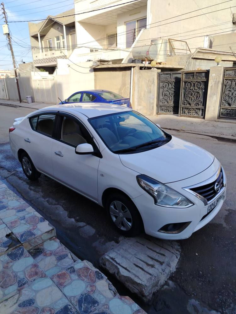 بدون صبغ سنويا هزا كلها جديد سيارا جديدا *********** أربيل, العراق
