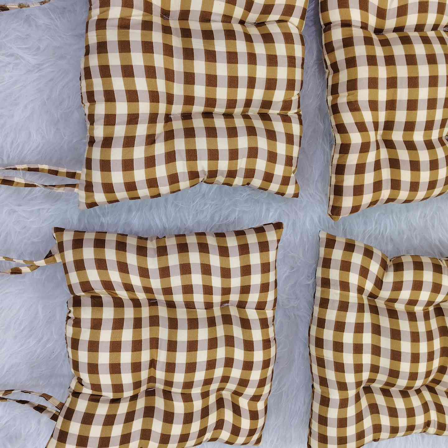 متوفر كوشات ومفرش ميز طعام وغلاف براد سيت كامل متوفر عدة الوان حسب اختياركم بلكاروهات الإماراتي توجد خدمة توصيل لجميع المحافظات #اكسبلور #خياطة_فرشات #خياطة#خياطة_لجين_لجين #بغداد بعقوبة متابعة للحساب تابعوا الصفحة يصلكم كل ماهو جديد


**إذا كنت صاحب هذا الإعلان وتريد حذفه لأي سبب، رجاءا أرسل رسالة إلى الدعم الفني**