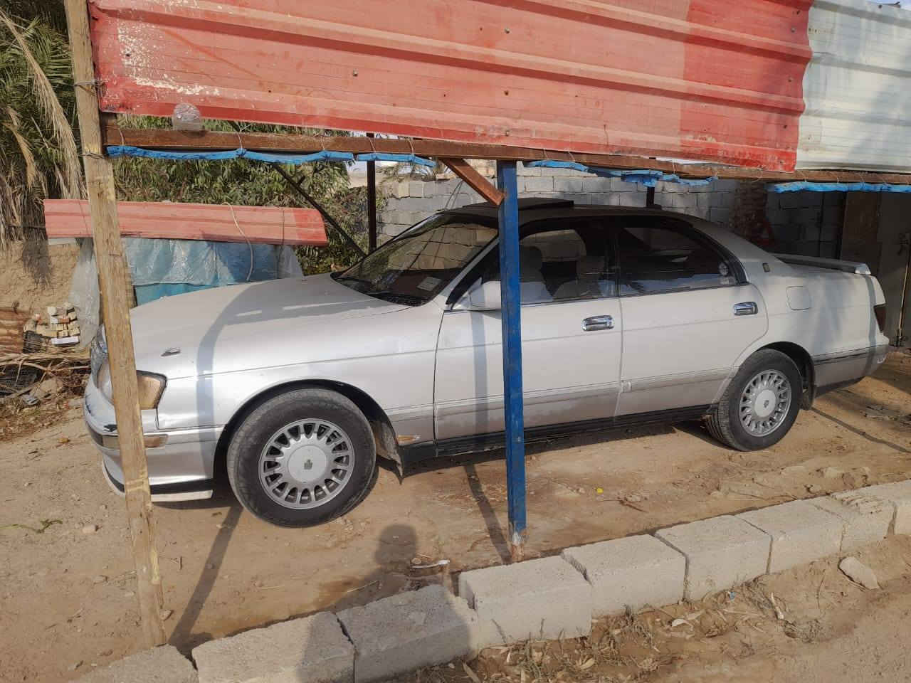 السلام عليكم
للبيع بطه موديل ٩٣
مكفوله كفاله عامه من ضربه وصبغ وعيب شرعي
باسمي مشروع وطني رقم بصره لسنه ٢٧
حداديه تخم تاير كهربائيات كلهه شغاله
كشنات كهربائيه
 شاشه كامره 
مكينه بيهه ابراص 
ابيع كايمه 
السعر ٤٧
بيهه مجال 
للاستفسار ع الرقم
***********
