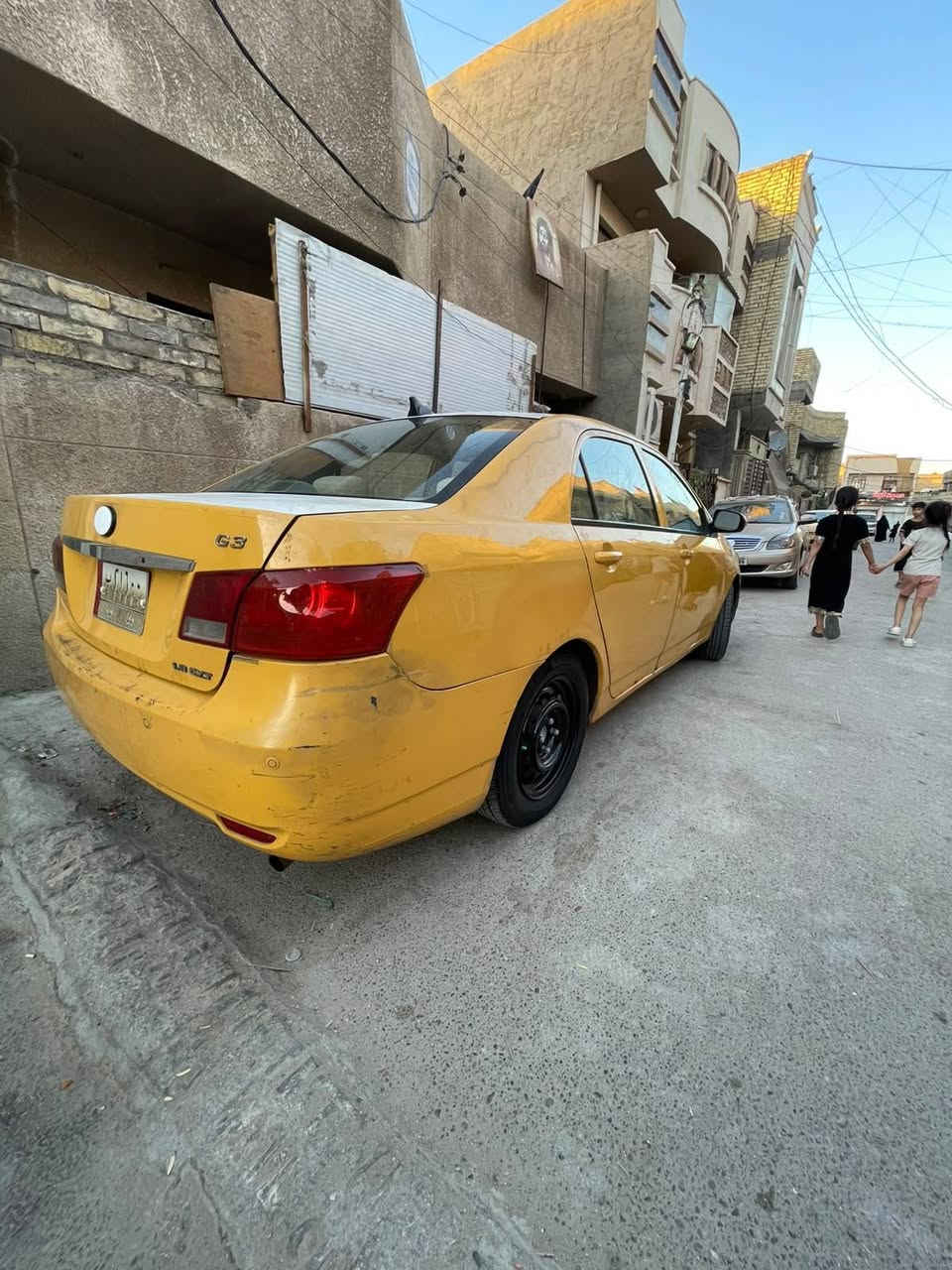 السلام عليكم للبيع بي واي دي G3 2013 كفاله عامه من الضربه والصبغ كير مكينه تبريد خير من الله كير اوتوماتيك رقم بابل بسمي تحويل ثاني يوم مكانهه بغداد السعر ٤٥ وبيهه مجال للستفسار الاتصال على الرقم ***********
