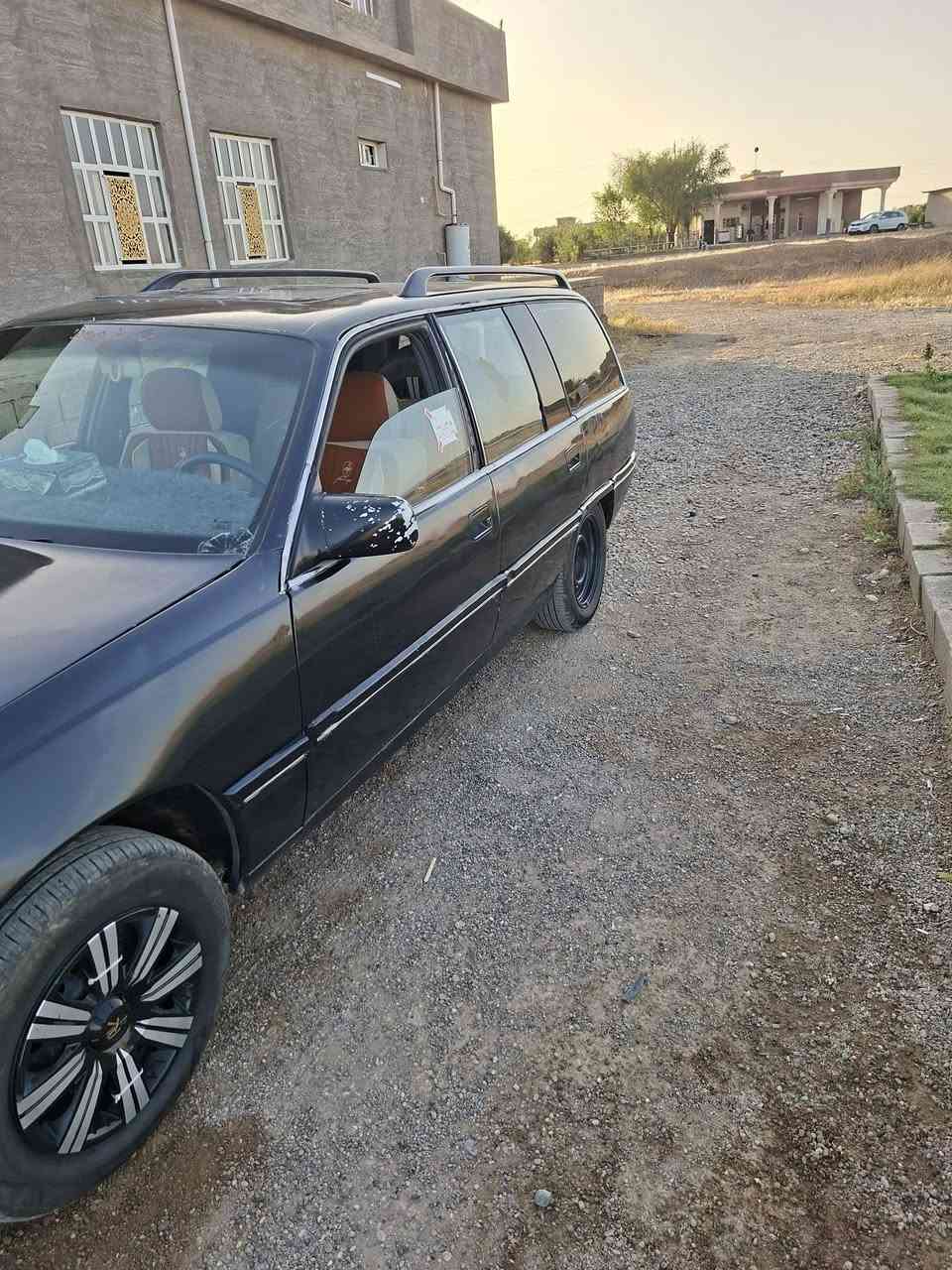 مراوس وبيع  وشعندك مراوس نزل 
اوبل اوميكا ستيشن ٨٩  صلاح الدين سنويه خضره ار. سياره جاهزه صدر جديد تخم تاير  كير محرك شرط كهربائيات شغاله سياره حيل حلوه ترايك وين مايعجبك مكاني العلم الربيضه السعر المطلوب ٢٥ وبيها مجال حيل قليل ومراوس يرهم ***********

