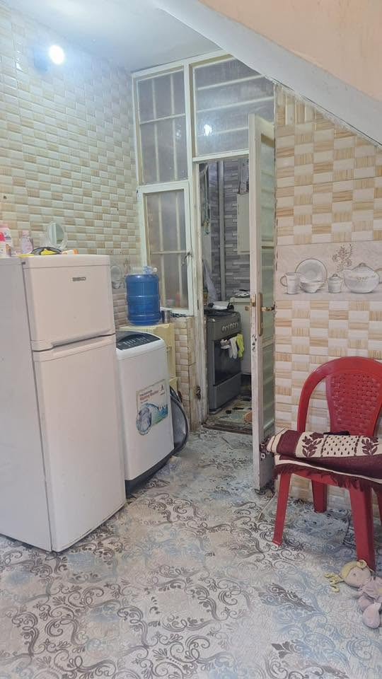 نصف قطعه خلفيه للبيع الشعله قطاع الرابع مسلح طابق وفوك غرفه سندويش بناء سنه ٢٠٢٢ السعر ٨٣الاتصال ‭***********‬
