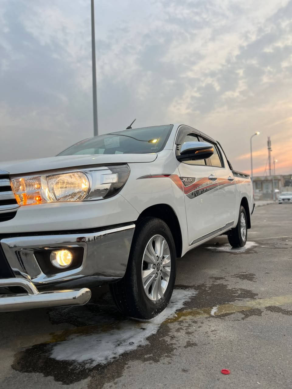 سلام عليكم
للبيع بيكم هايلوكس 
مكان السياره البصره
موديل 2025 شركه ساز ام ضمان لمده سنتين او 40 الف كم 
علما سياره زيرووو 
مكفوله كفاله عامه 
ماشيه 11.600
المواصفات 
شحن لا سلكي 
بصمه 
شاشه 
كامره 
حساسات 
ضمان شركت ساز 
هواي بيها مواصفات 
إلاستفسار اكثر الاتصال على الرقم
***********
