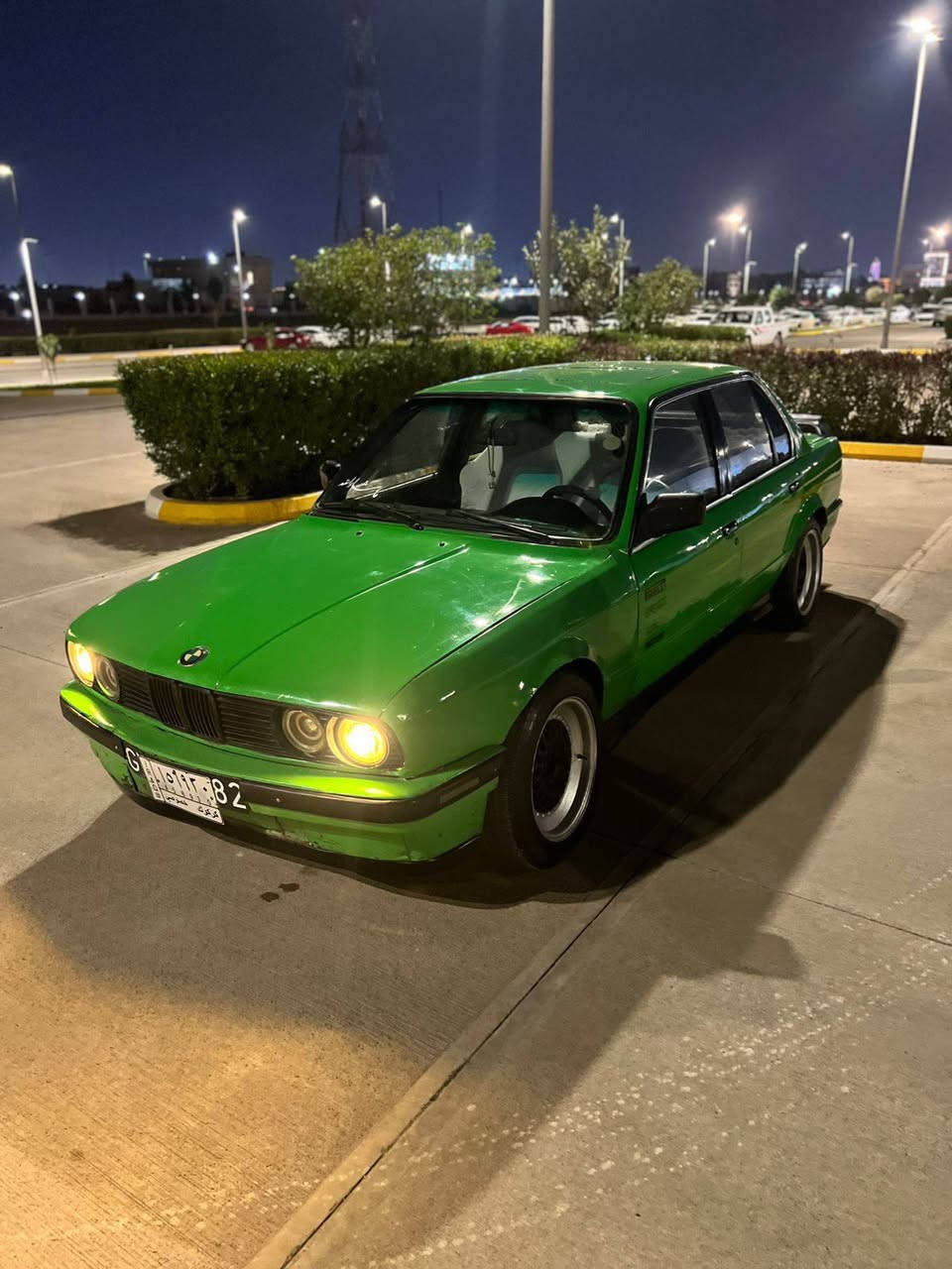 سلاو زعرا بو فروشتت
مه کینه 520گیرعادی 
ره قه م که رکوک به شرت ته حویل غراميش به شرت 
شوین هه و لیر 
چاملغي پيشوا لاي سايق كه ميك ناوي گرتيه باقي دي ليدراني نييه 
كوشين سپورت سوكان momo 
گیرمه کینه بی عیبه 
سعری 35مه جال 
***********
