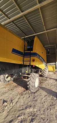 حاصوده خمسه بلم للبيع دبل درام مشتغله ١٤٠٠ ساعه علا وضع لشركه ٠٧٧٦٧٠٣٣...