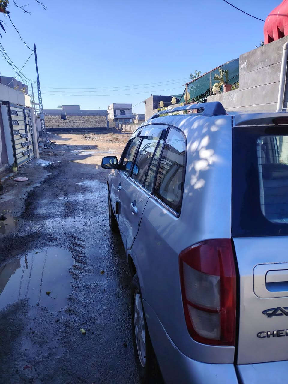 السلام عليكم للبيع سيارة شيري تيكو موديل 2013 رقم قادسية  سنوية لل 2030  مكينة خير من الله تبريد ثلج سيارة مكفولة من ضربة  وتبديل سيارة جاهزة مابيهة اي نقص السعر 47اوبيها مجال للاستفسار الاتصال على الرقم *********** المكان الحله
