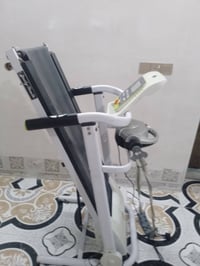 جهاز جري للبيع السعر 120الف يتحمل وزن 125 الرقم 07753409159