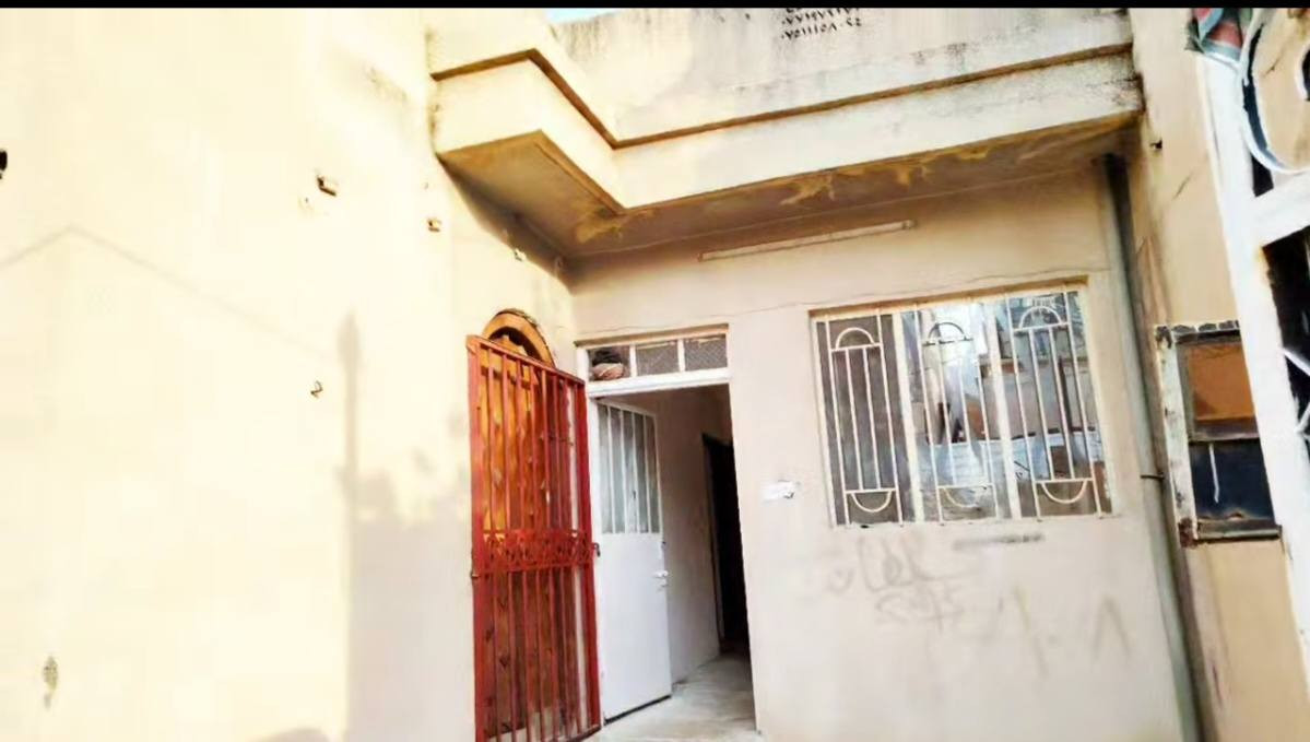 #اعلان_سكني 📒
دار للبيع في حي السُكَر 
#المساحة/  ١٣٦ متر/
#الجبهة/ ٦ ونصف متر  /
#الطابق١//  ٢ غرفة نوم   استقبال مطبخ صالة صحيات 
#الطابق٢// لايوجد

#***********
#***********

قناة التلكرام/
https://t.me/Mosul_Realestate

موقع الانستا/
https://www.instagram.com/mosul_realestate

قناة اليوتيوب/
https://youtube.com/@mosul_real_estate

#مؤمن_للعقار 
#اعلان_تجاري
#اعلان_سكني
#الصديق #الحدباء #الكندي #البلديات #السُكر #الكفاءات #المثنى #النور #البريد #المصارف #الزهور #القادسية #الايمن #الايسر 
#الموصل
#نينوى
#العراق
