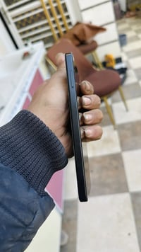 ريدمي نوت ١٣ برو • ٢٥٦ • مقفل