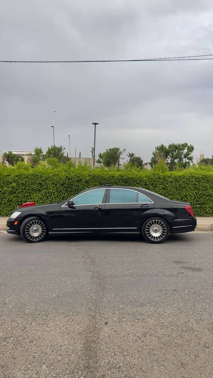Mercedes S class 550
2008 
دوبەی بڕاوە و موس نیە و بۆیاغی ئێراقی نیە 
٨ پستۆن فول فول مواسەفات گێڕ و ماکینە بەشەرت 
مەنەفێستی لەگەڵە 
نرخ ١٠٥ محامەلە
*********** واتساپ و ڤایبەر لەسەرە أربيل, العراق
