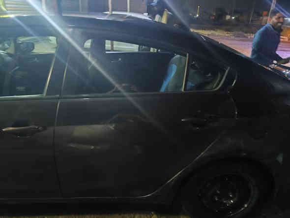 السلام عليكم 
فورتي  موديل. 2017 امريكي 
مكينه 2000 دوش المرغوب 
حادثه كلش خفيف قبق البانزين 
حره سياره مخلصه مدتها. تبريد
تحكم استيرن. 3وظعيات قياده 
شاشه كامره دواره 
زنون أمريكي
السعر107وبيها مجال

***********
