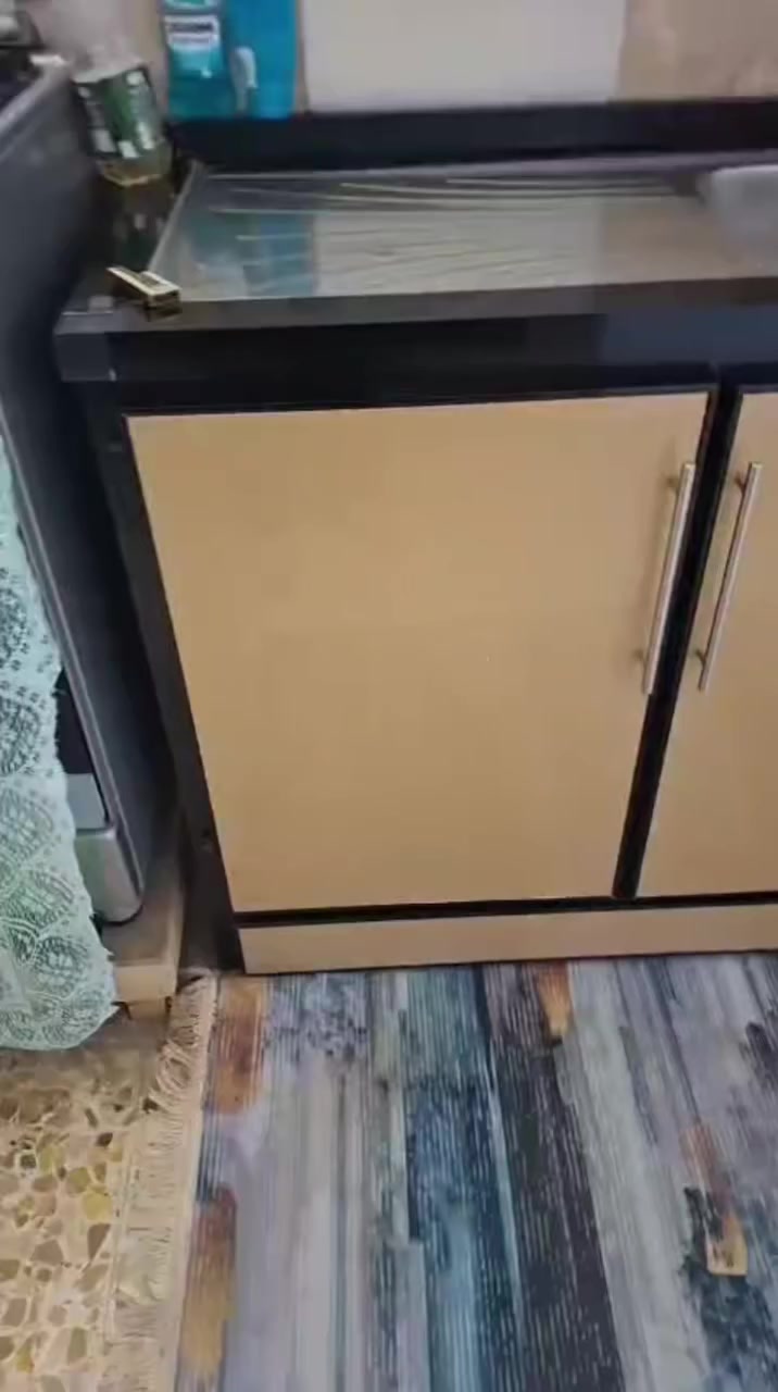 للبيع كاونتر اخو جديد تسكام مبطن ماصارله هوايه من سويته قياس متر ونص ملحق وسنك.  سعره 260 الف بي مجال لشراي 
مكان النجف حي الوفاء


**إذا كنت صاحب هذا الإعلان وتريد حذفه لأي سبب، رجاءا أرسل رسالة إلى الدعم الفني**