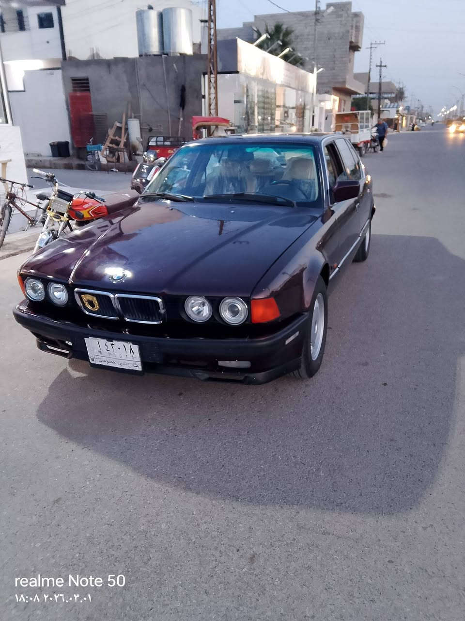 سلام عليكم بيم للبيع 735 رقم صلاح الدين شي سنوية ما ساقط اربع طائرات جديد حداديه جديد صبغ جماليه شرط التحويل مكان طوز خومات سعر 55 او للمراوسه حسب القناعه اي استفسار عن رقم ***********
***********
