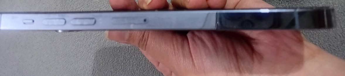 ايفون 13 برو ماكس لون بحري 
بطاريه مرفوعه بدون فتح 
كله بلادي مال بيت امريكي ليس شرق اوسط
السعر 700 وبي مجال فقط حك الجيه
مكان بابل رقم ***********
الجهازز جديد مال بيت مابي اي شي مبدل ولاضرر
