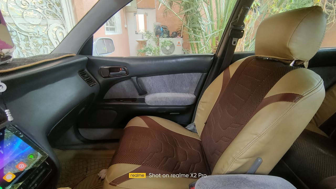 السلام عليكم 
من رخصة الادمن
كراون بطة منفصل 1994رقم انكليزي بصره بسمي كفاله من الضربه والصبغ ونقل الجثه 
جاهزه مال جناي تخم تاير حداده تبريد خير من الله  دواخل جيس لايت زنون مكينه وكير خير من الله 
السعر 64بيها مجال بسيط للشراي مكان السياره بصره للتواصل ***********
