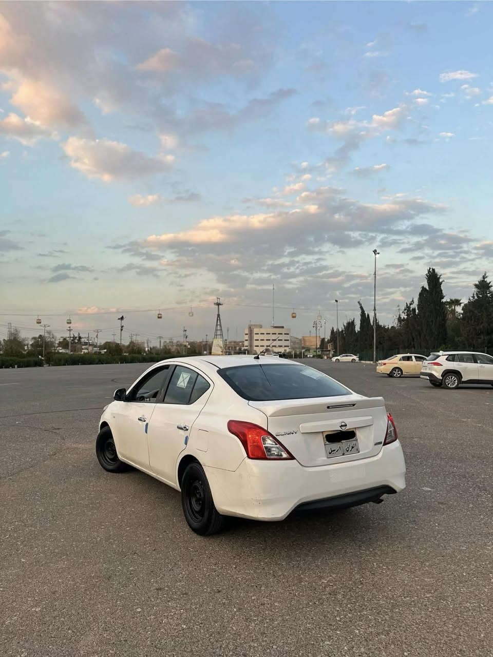 نیسان لاکشمیبای 2016
یەک بستی سبوغە + ٤ شوێنی تەحدیلی ھەیە
یەک جەمپی زۆر زۆر خەفیفی پێش و پشتی ھەیە شایەنی باسکردن نیە بەس ماڵی خۆمە باسی دەکەم ئەگەر کریاری 
چاتم لۆ مەکە پەیوەندیم پێوە بکە
نرخ $ 88 مەجالێکی کەم 
ژم : ***********
وەتس ئەپ + ڤایبەر
