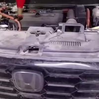 🚗🔥 مو كل زيت يحمي محركك… لكن بينتير بيسرول يحميه للـ 10,000 كم ضمان ✔️...