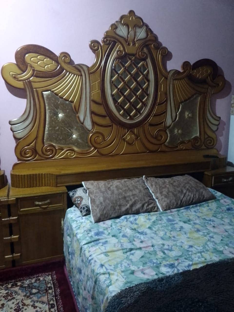 غرفه صاج عراقي فول نضافه في مزاد الرسول العنوان كاطون الرازي مقابيل شارع السريه لاستفسار ع رقم الهاتف ***********
