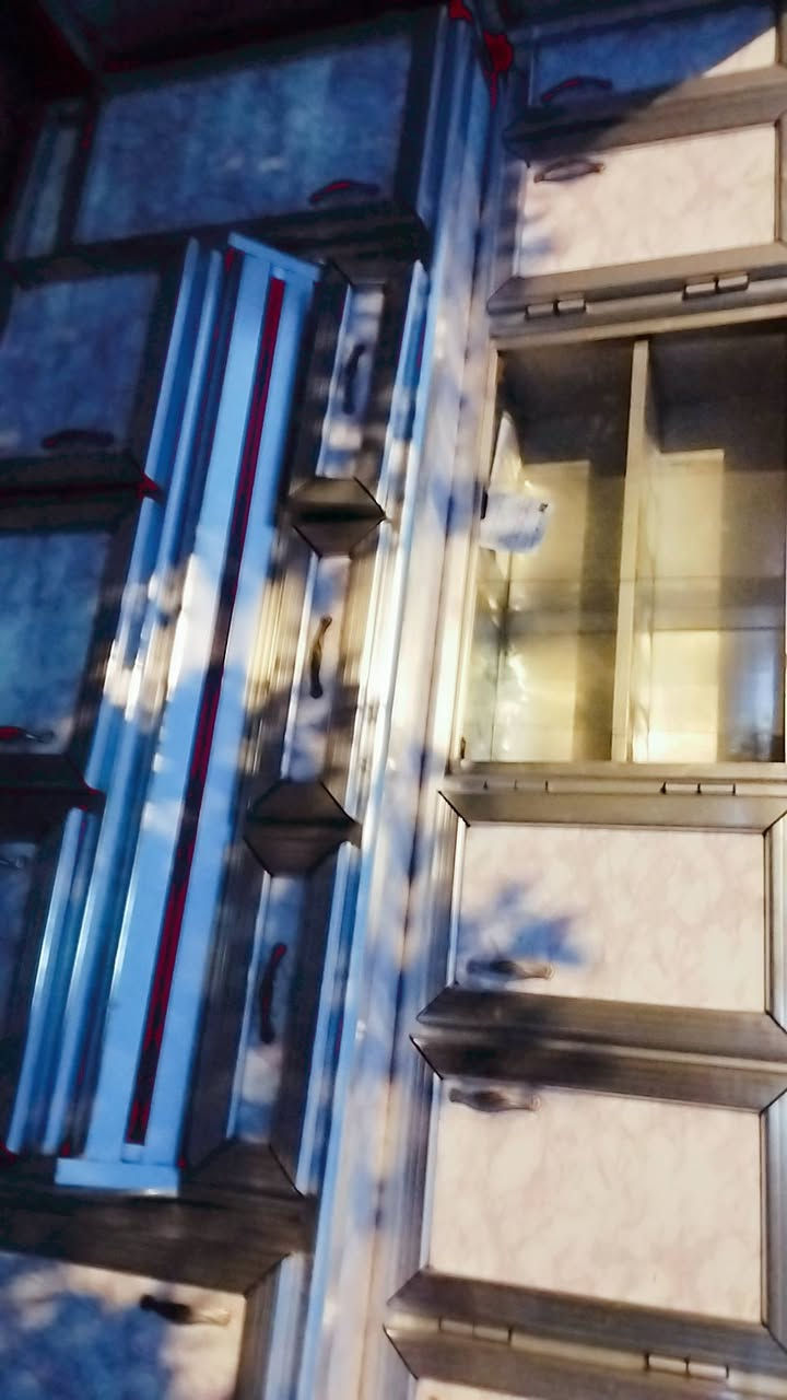 كاونتر  كامل مع سنك وملحق لبيع نظيف اي ضرر مابي لبيع مكاني كوت حي الزهراء الاستفسار اتصال ع رقم  ***********
