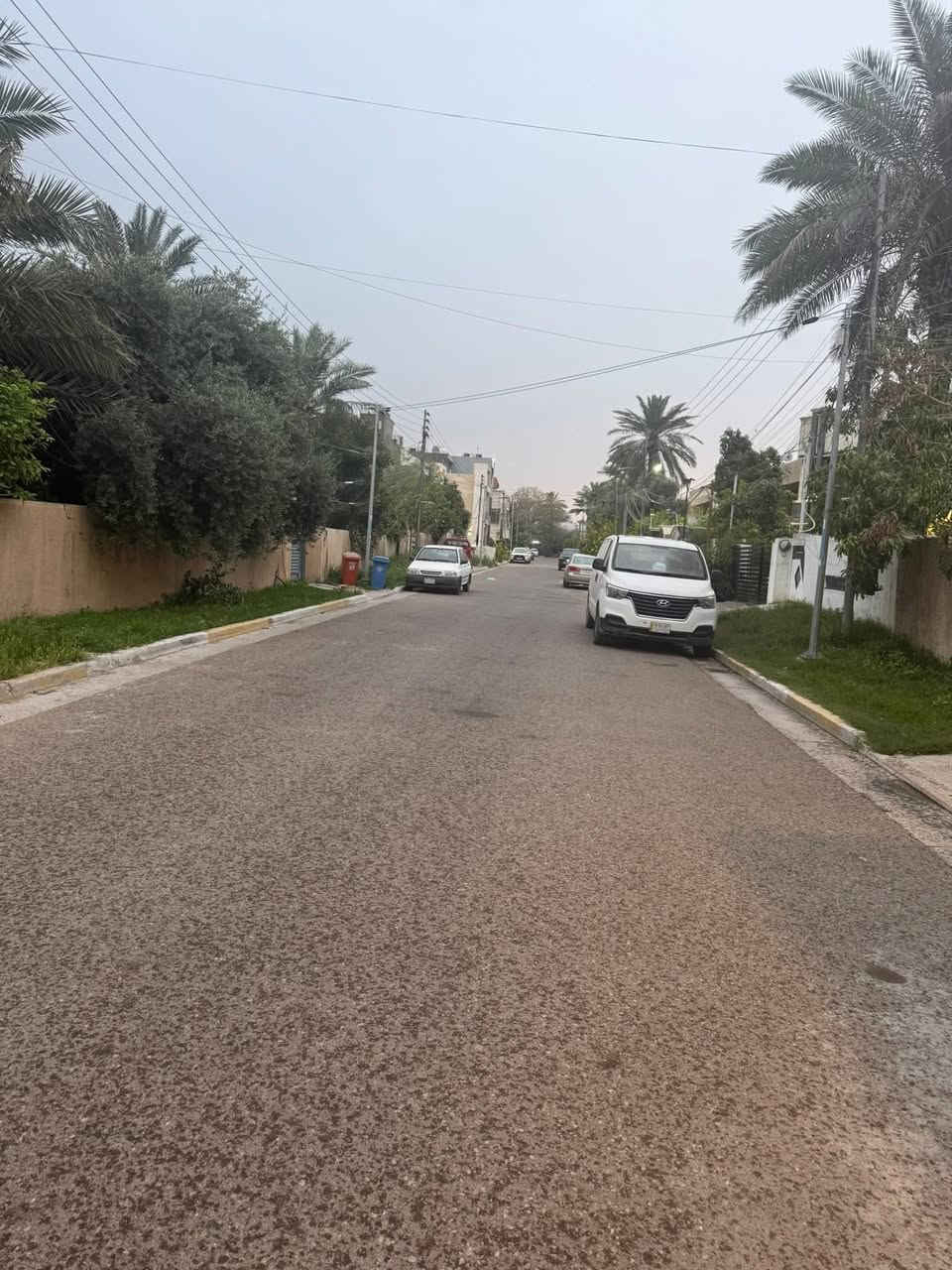 السلام عليكم تم اعادة نشر بسبب الوعودكاذبة  قطعه ارض في لاطباء حي جهاد مساحة (247) واجة 8 وبع نزال (30)  بسعر مناسب جدا 
لاستفسار مكتب النسيم للعقار ***********
