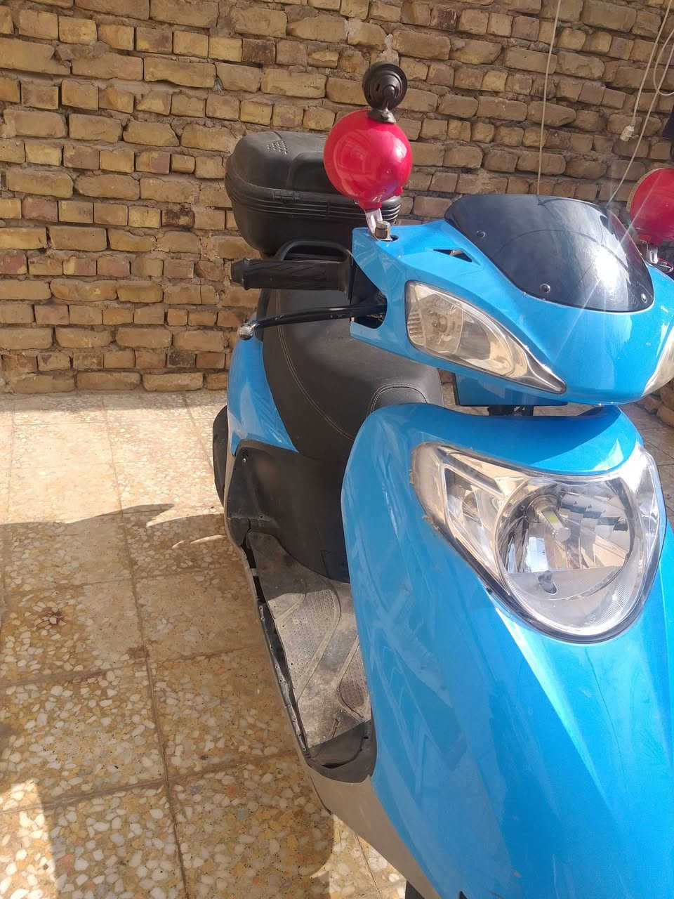 من رخصة الادمن عندي دراجه سبيسي للبيع رايده ٢٥٠ الف مكاني ديوانيه رقم ***********

