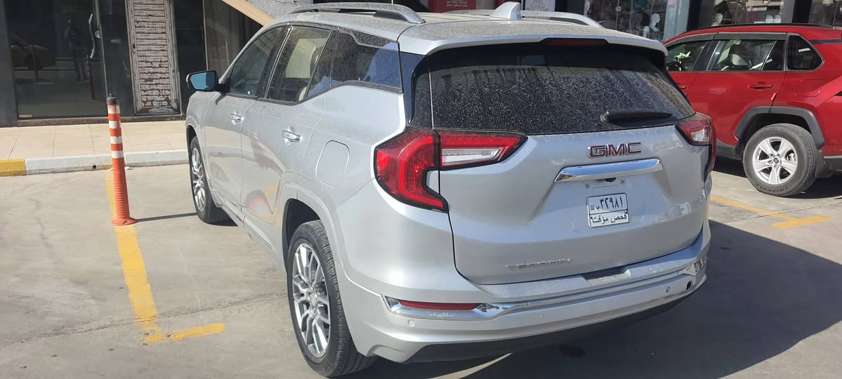 خفظت السعر لان محتاج نقد 120ورقة$ قفل وبالعافية عالمشتري
السلام عليكم للبيع جمسي تيران وارد امريكي  لون سلفر موديل ٢٢ صبغ عام فئة دنلي فول الفول واحد على واحد (اعلى مواصفات بالتيران)  بنوراما رادارات امامية وجانبية وخلفية داتة شو ونقط عمياء ومراية جانبية كهرباء ونظام صوتي Bose لايت اوتو زنون بلوجكترات ليد كشنان جلد لون ابيض كراسي خزن مقاعد  تدفئة وتبريد وكهرباء مراية تعتيم  حساسات امامية وخلفية فور ويل وضعيات قيادة شاشة كبيرة وكامرة دوارة وتحديد مسار تبريد امامي وخلفي ومناخ منفصل كروس سرعة  توقف ذاتي  رادار تنبيه مانع تصادم قيادة الية وقارئ اشخاص وحساس اطارات هاند بريك بصمةكهربائي وبصمة ابواب صندوك كهرباء ومواصفات هواية ماشية ٣٠ الف وجديدة جدا وجاهزة ١٠٠% فحص مؤقت بغداد تترقم باسم المشتري مباشرة الضرر بيهة قطع تبديل وصبغ عام بدون دواخل  وخفظت السعر 120 $ ورقة لان محتاج نقد /وعنواني بغداد حي الخضراء للتواصل اتصال او وتساب *********** / اخوكم المحامي ياسر النعيمي بغداد, العراق
