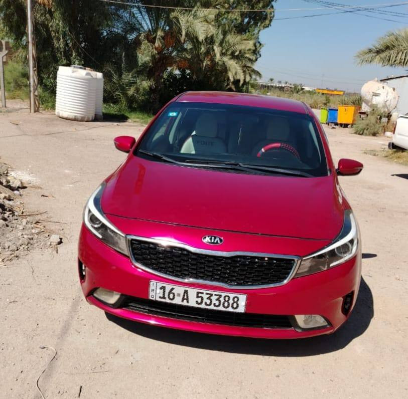 السلام عليكم
للبيع كيا فورتي موديل٢٠١٧ قادسيه بسمي محرك ٢٠٠٠ دوش مامفتوح كير ٦نمر اصل شاشه كامرة ويل كب كروم موصفات اس مكان سيارة السماوة الرميثه ***********
