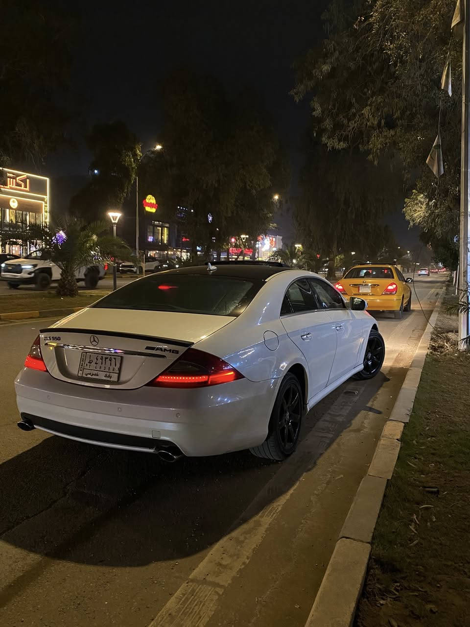 Mercedes-Benz CLS550 2011

-------------------------------------
#السعر :155$ وبيه مجال بسيط
‏
#رقم الهاتف :*********** /واتساب متوفر 

#رقم السيارة : بغداد 

#مكان السيارة : بغداد 
------------------------------------
سلام عليكم 
للبيع او المراوس مرسيدس CLS  موديل 2011 حجم 550  مكفولة من ضربة والصبغ لون ابيض مفاتيح ثنين من الشركة                               كت AMG كامل بلادي ماشية 88الف حقيقي
تفاصيل👇🏼👇🏼
1_ بصمة⁩   
2_محرك 8 سلندر  + كير مكفولات   ⁦⚔️⁩عقل فوك 
3_تبريد قطعتين  ⁦❄️⁩
4_كروز سرعة🔒 
5_مراية داخلية+جانبة عاكسة ⁦🔍
6_تحكم ستيرن ⁦⚔️
7_ شاشة   🖥⁩
8_فتحة سقف  
9_مري شفط 
10_كشنات كهرباء+ خزن ذاكرة  ✨⁩
11_ لدات الداخلية  ⚔️⁩
12_ انارة ترحيب💡 ⁩
13_شاشة اعطال💬
14_ بردة كهرباء 
15_انظمة قيادة 
16_ سستم صوت harmen kardon+ دمام خلفي 
17_لايت زنون بلادي  
18_ويل 19 AMG تو سايز  +تخم تاير جديد⁦⚔️⁩
19_صدر امامي خلفي جديد ⁦🛠️⁩
20_حساس مطر💦
21_هزة وفحص جدد
22_كشنات هيتر +تبريد 🔥 
23_تبريد ثلج   
24_حساسات امامية + خلفية
25_تبريد خلفي منفصل   
26_جوبلسات تصعد وتنزل بلادي 
27_مقاعد خلفية VIP   
28_ستيرن كهرباء 
 
-------------------------------------
