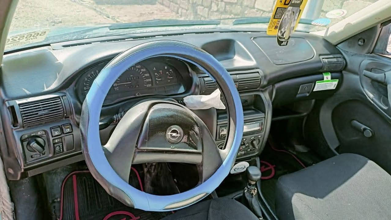 للبيع استرا موديل 93 محرك 16 كير عادي رقم بغداد انكليزي باسمي التحويل بالموصل السعر 40 التواصل على رقم الهاتف ***********
