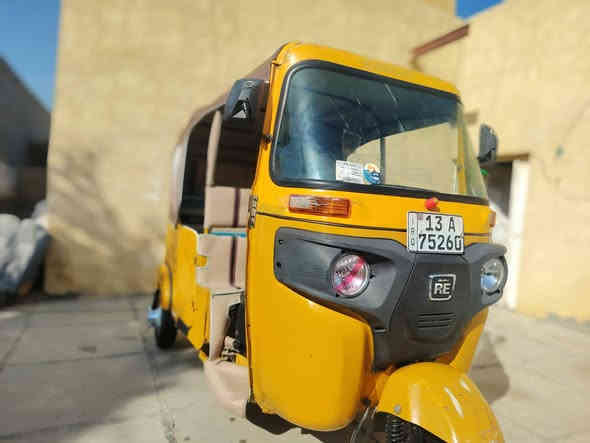 سلام عليكم تكتك لبيع 2021 تكتك نضيفه شوفت عينك المكان ميسان عماره لمحرك مفتوح الرقم *********** السعر 7000 الشراي ينتصل
