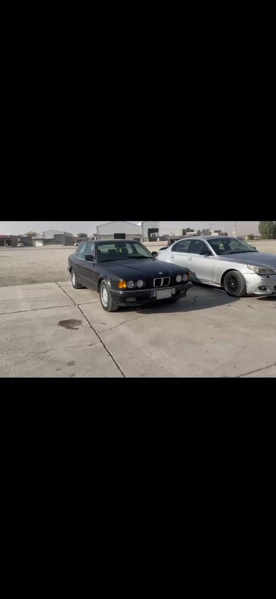 730 مفتوح موديل 1991 رقم بغداد انكليزي تبريد شغال ثلج مروحة كهرباء كير مكينه خير من الله تحتاج ترتيب بصيط سعر 40 وبيهة مجال لشراي ***********
