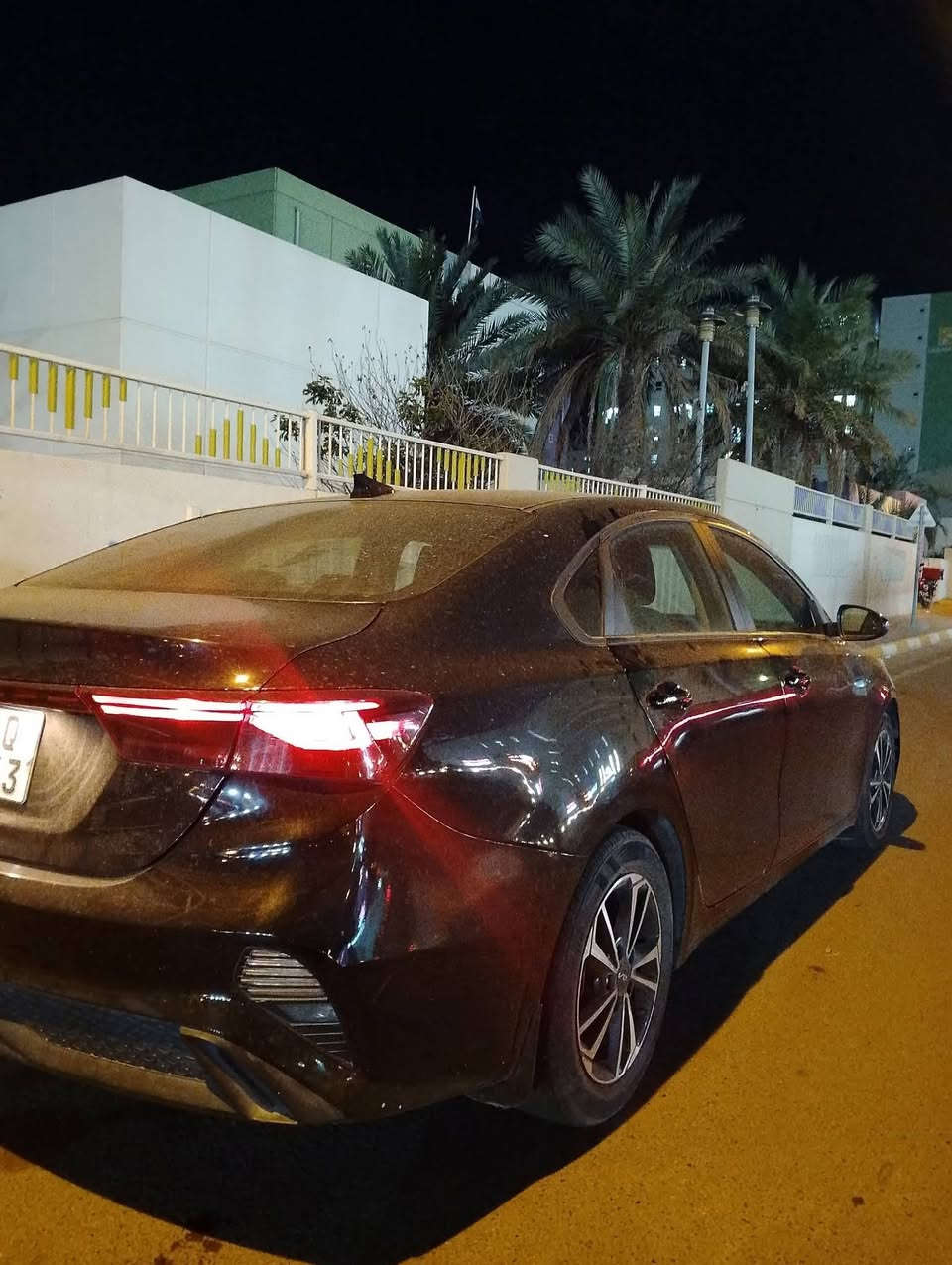 السلام عليكم للبيع فورتي موديل 2024 سياره مبدل باب السائق والباب الخلفي وجملغ الأمامي شرط اصليه القطع ماشيه 26مكينه كير تدفئه تبريد صدر امامي خلفي ابيع صفحه سايق بدون دواخل سعر 130 وبيه مجال مكانه بغداد
***********
