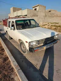اخوان عندي بيكم موديل ٨٣ دبل قمارة للبيع رقم انكليزي السنوية 2029 شرط ...