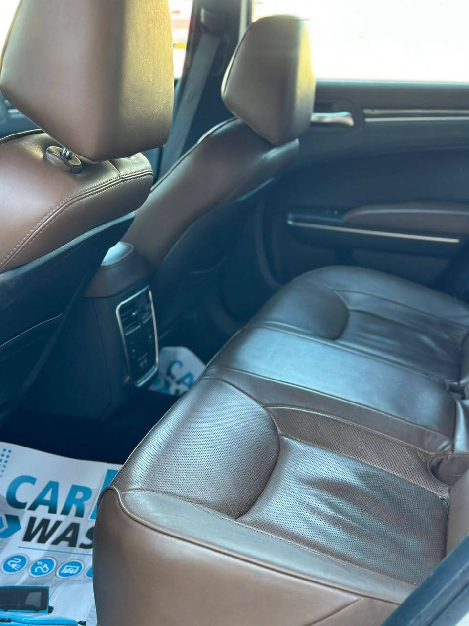 اوباما ١٩ دخول جديد على بكتاب ضباط تحويل مباشر رقم واسط لمتد فول عدى الفتحة كلين بدون حادث مكفولة من الصبغ والتبديل والبارد مكان السياره النعمانية السعر ٢٨٠ وبيهه مجال
***********  الي يريد يتأكد من السياره هذا رقم الشاصي 
2C3CCAEG2KH528741
