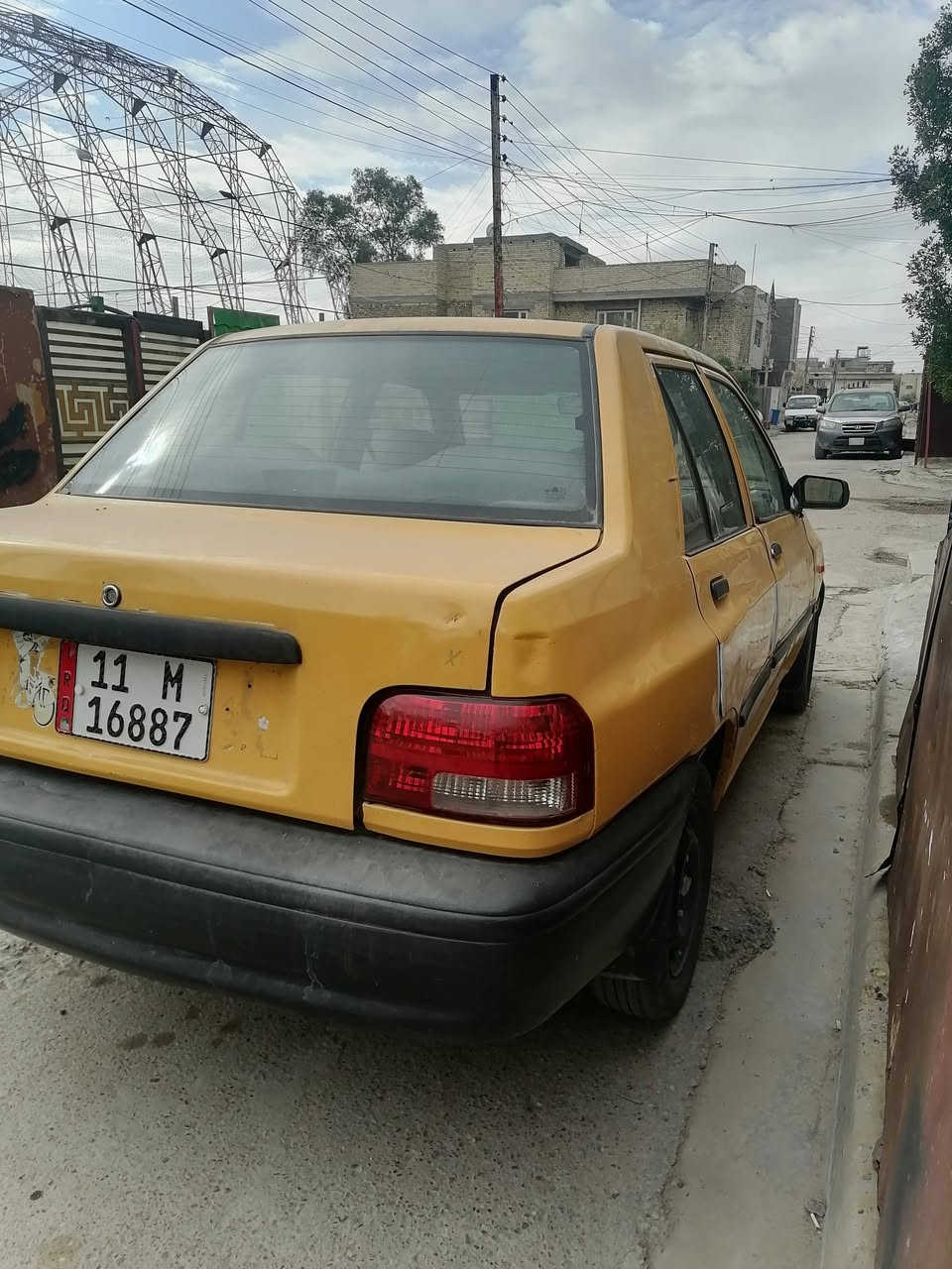 سلام عليكم سياره للبيع سايبة موديل 2015 بإسمي بس مكينه تبخر تحويل ثاني يوم مكاني بغداد حي الجهاد رقم ***********
