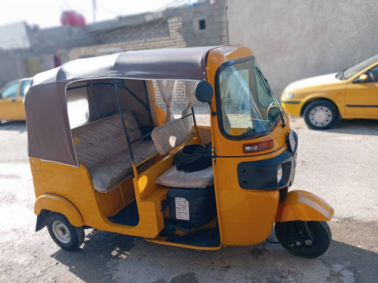 إخوان سلام عليكم تكتك باجاج 18شهر 12 تكتك نضيفة وجاهزة گبل لشارع ما بيها أي نقص تخم  تاير مكفولة عدا الدوس معمرات مكاني بغداد مدينة الصدر متواجد على رصيد فقط ***********السعر 6,300
