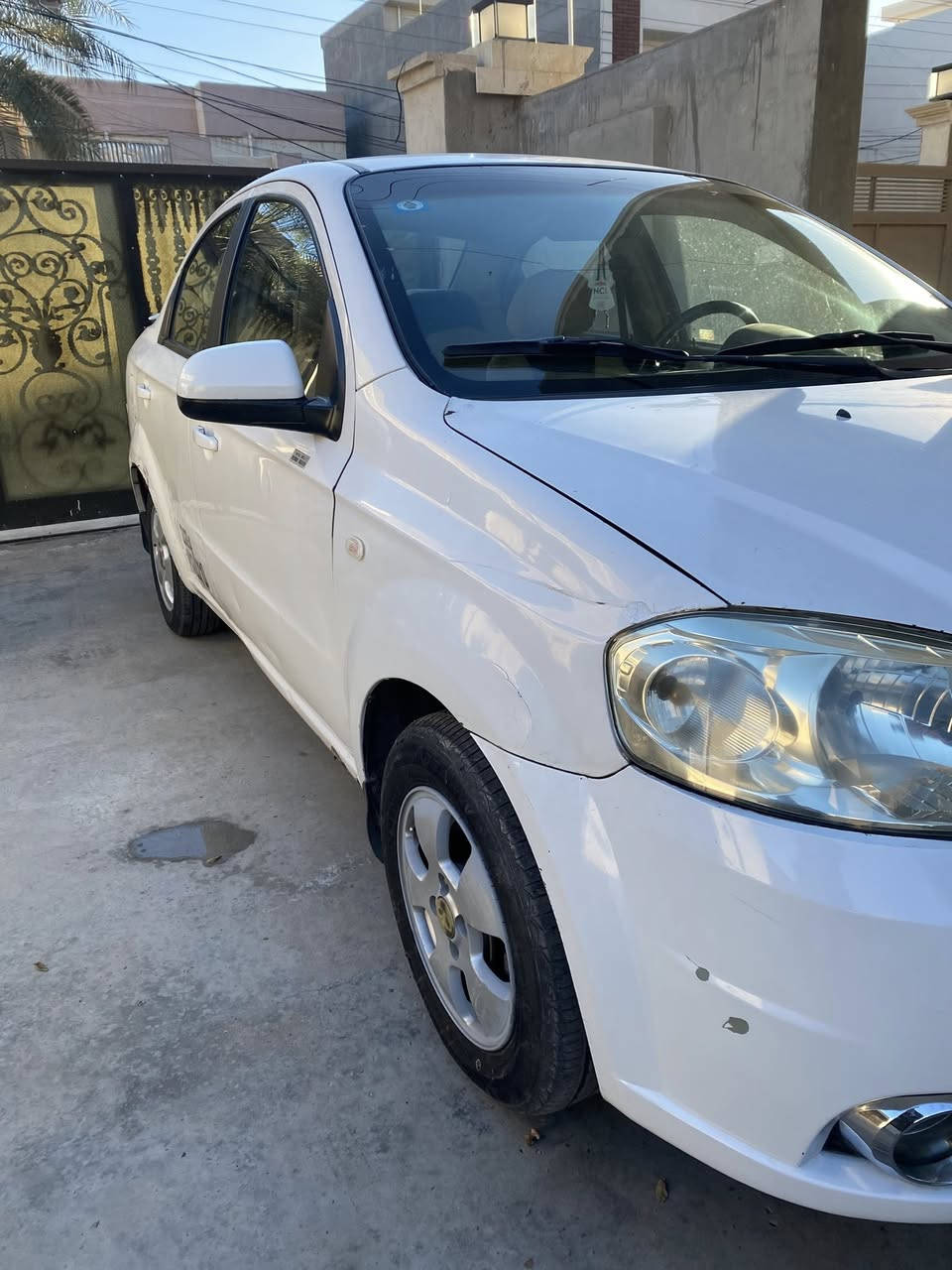 سلام عليكم
دايو أفيو للبيع رقم بغداد الجديد ب اسمي السياره 
بيها قطعتين جاملغ وباب بارد على كد شبر 
تايرات جدد اصلي 
كهربائيات كامله 
كير اوتو 
كفاله كير ومحرك السياره ناعمه 
موديل ٢٠٠٩ محرك ١٦٠٠ 
السعر 50 $ 
عنواني الدوره المهديه الثانيه 
رقم الهاتف ***********
