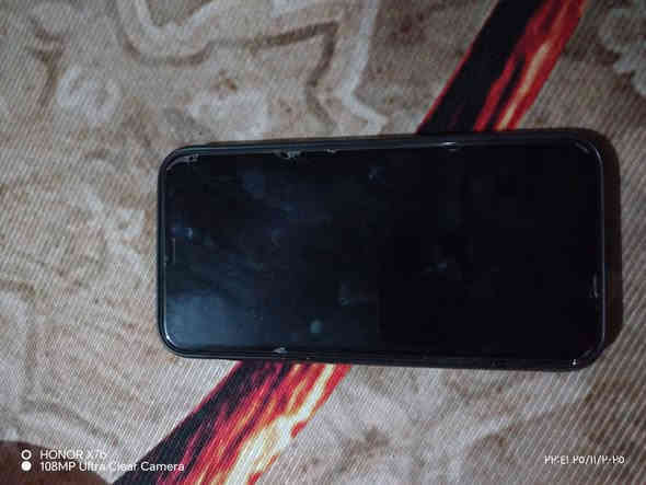 السلام عليكم اكس آر البيع ممامفتوح ولا مبدل بي اي شي للون احمر 
الذاكره 128
البطاريه 81
تحدث 18.7.1
هاذا رقمي *********** 
السعر 275 بيه مجال 
المكان مكيشيفه
