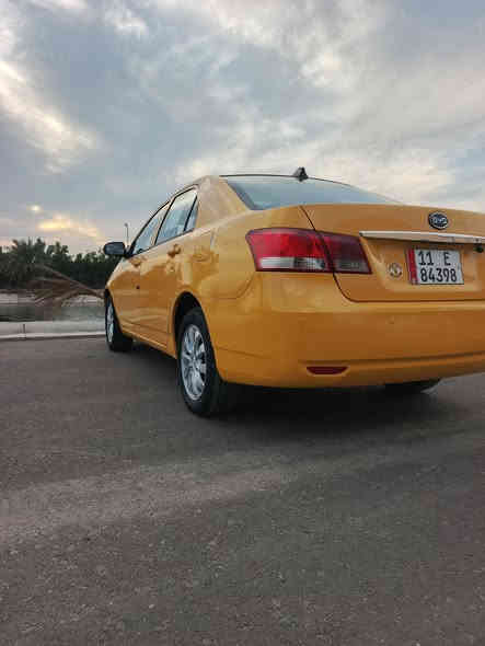 السلام عليكم BYD G3 للبيع موديل 13 
مكينه كير ياباني بالكارتون حداديه اماميه خلفيه كلها جديده بيها هلالات ودوس فقط كفاله السياره سنويه وارقام جدد مصفره هيئه وغرامه رقم الجديد سياره جاهزه عل اخر حبايه كلشي ماعوزها بصمه فتحت سقف اشاير بالمري تحكم ستير كلهن شغالات سياره ما متعوبه ماشيه 60 الف تخم تاير جواها شاشه كاميرا بالعافيه عل ياخذها عارضيها 61 وبيها مجال للشراي مكانها بغداد ***********
