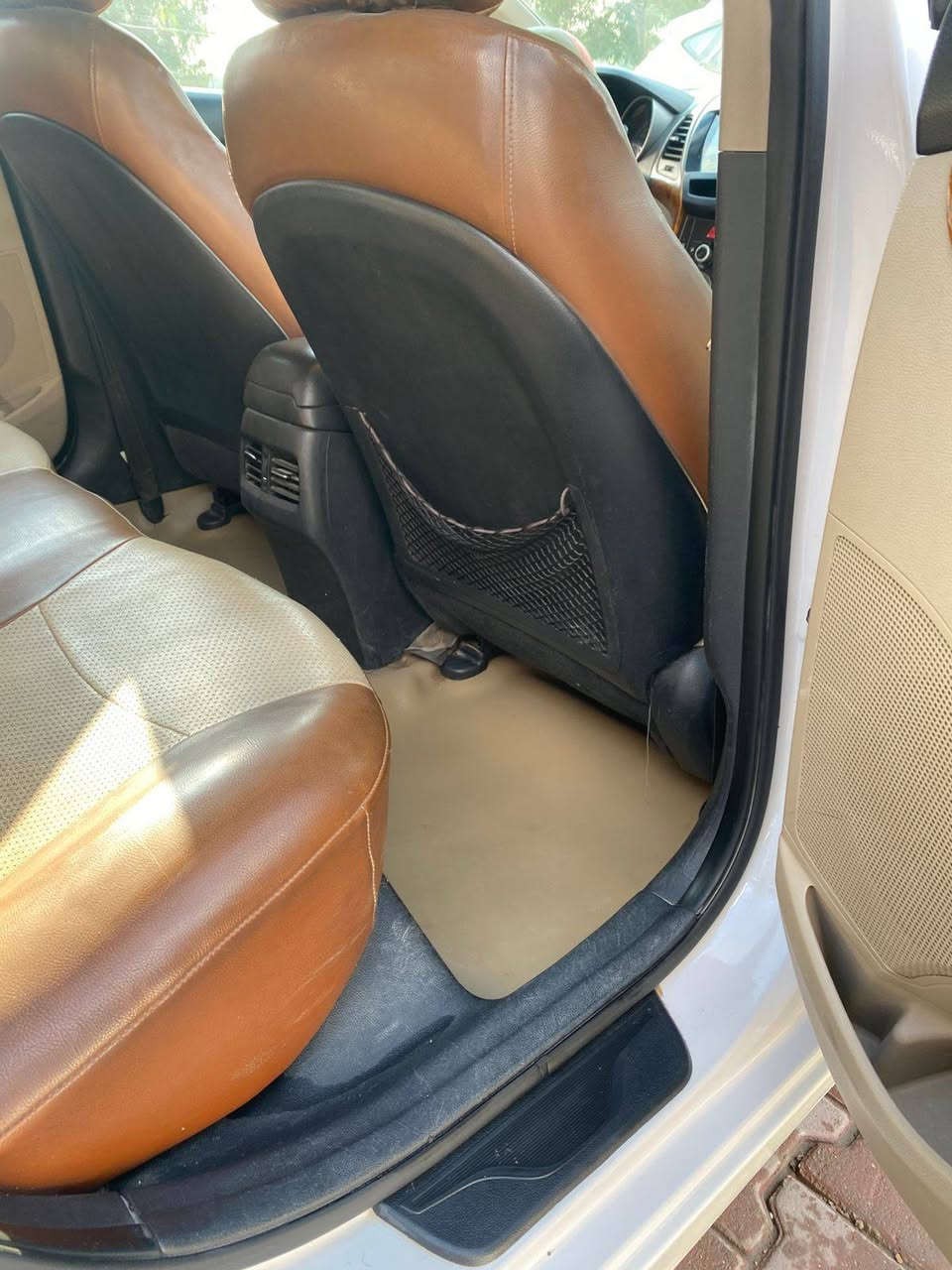 السلام عليكم النترا 2016 خليجي محرك 1800 دوش رقم بغداد فول مواصفات حتى حساس خلفي  عدا البصمه مكفوله  سونار موجود بلمنشور
السعر 134  بيها مجال بسيط ***********
