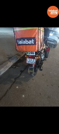 بوكسر موديل 22 شكل ال23 مرقم  وباسمي محرك مكفول اي نقص مابيه ولامفتوح ...