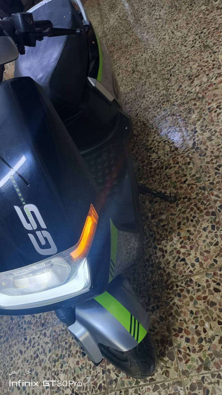 سلام عليكم عيني دراجه شحن للبيع  ملف 1200  نقص هورن وستان تعليك السعر 550 وبيه مجال العنوان شارع الكفاح فضوت عرب الاستفسار الرقم ***********
