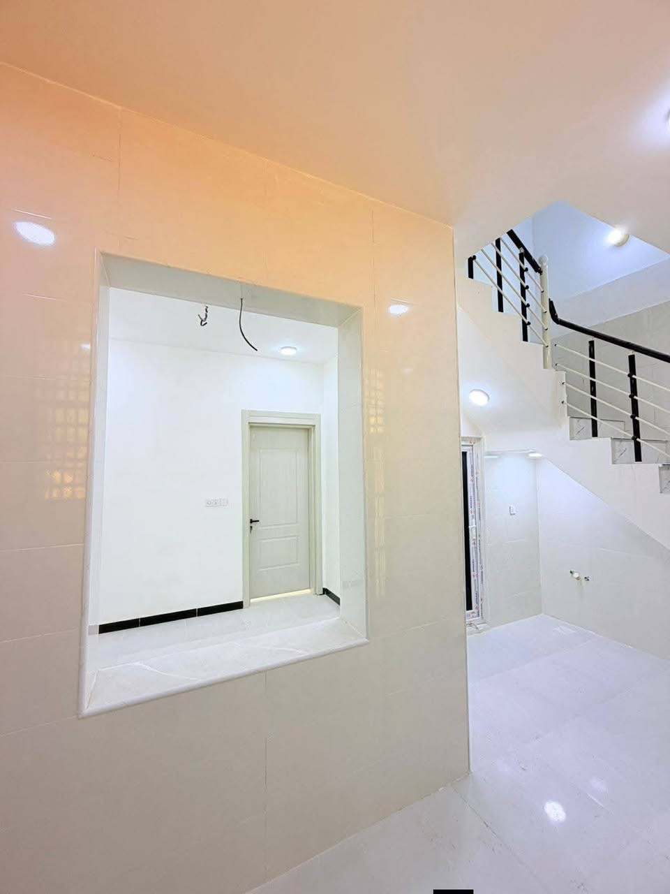 🩵اللهم صل على محمد وال محمد 🩵
✨دار للبيع مساحة 50م شارع الصب مقابيل ملحق قريه الغدير موقع مميز جدا ⚡(النجف الأشرف) السعر 20وبي مجال
               #مكتب_المرتضى للعقار والمقاولات العامة تخفيظات هائله
بيوت متنوعه تناسب الجميع بأسعار مناسبة
للاستفسار الاتصال على الرقم
***********
